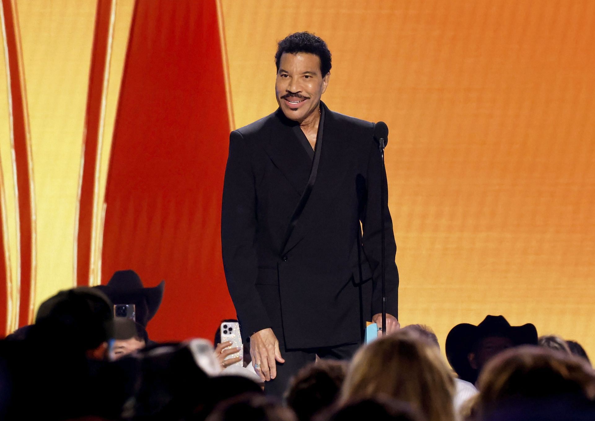 Lionel Richie at the 60th Academy of Country Music Awards - Show (Image via Getty)